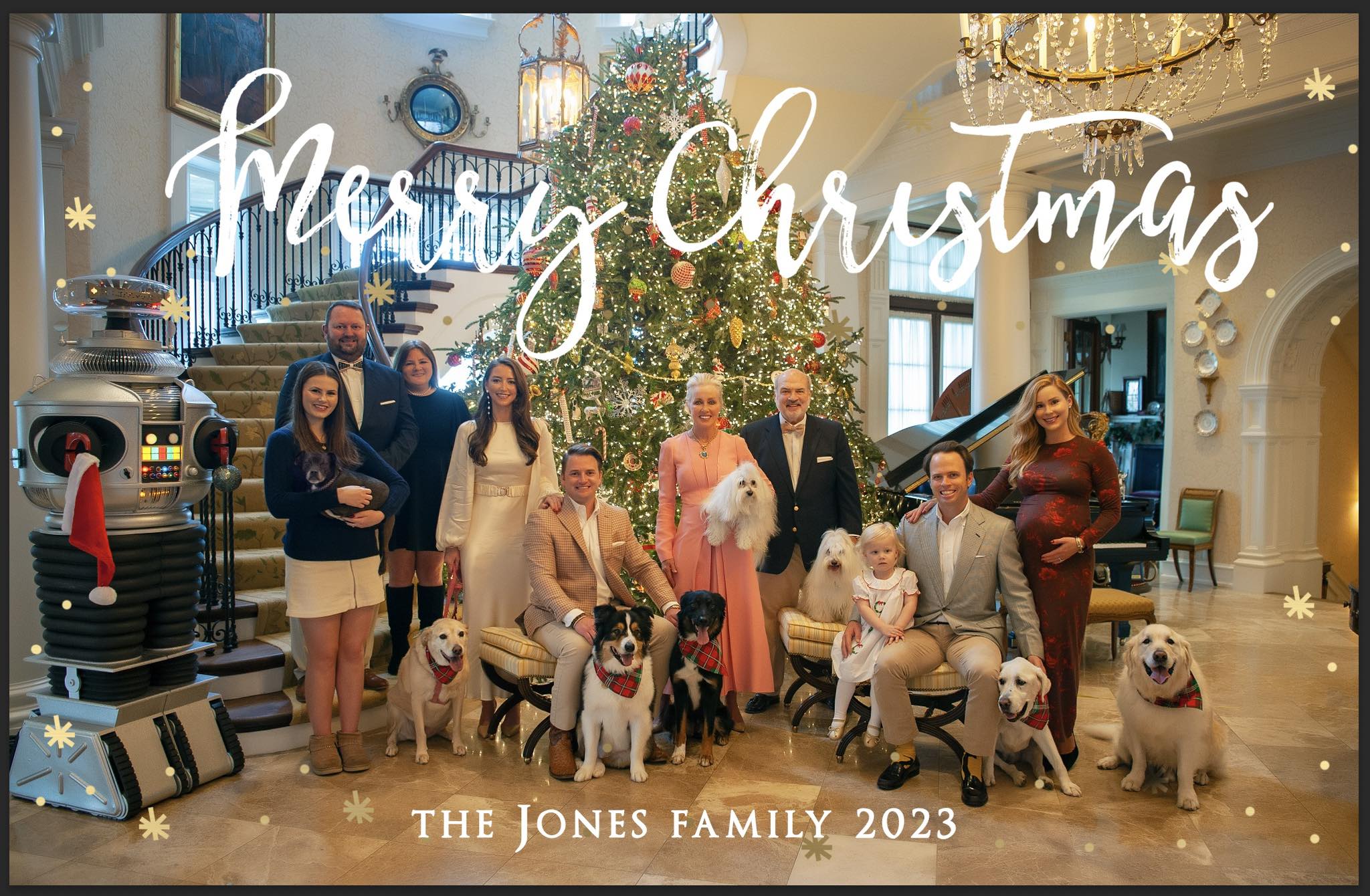 From left: Gincy Pendergrass, Chris Pendergrass, Courtney Jones Pendergrass, Lily, Ellen, Bailey, Cane, Steve, Janie, Hazel, Allen, Henry, Harper, Will, Winston, Ellie and Katie.